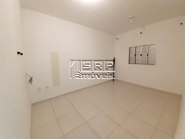 Alugar Casa Serraria Diadema, 2 cômodos, Banheiro, Área de Serviço.