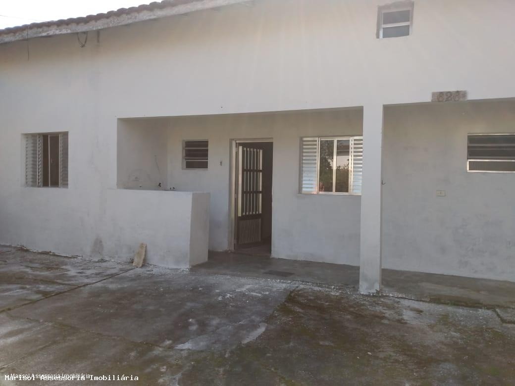 CASA RESIDENCIAL em MONGAGUÁ - SP, vera cruz