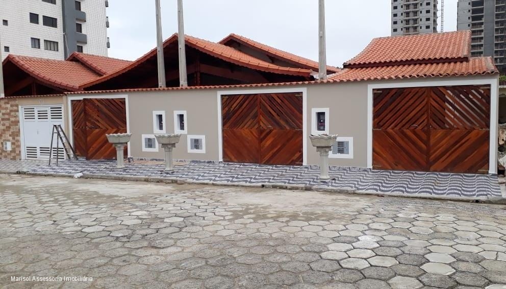 CASA RESIDENCIAL em MONGAGUÁ - SP, Baln santa eugenia