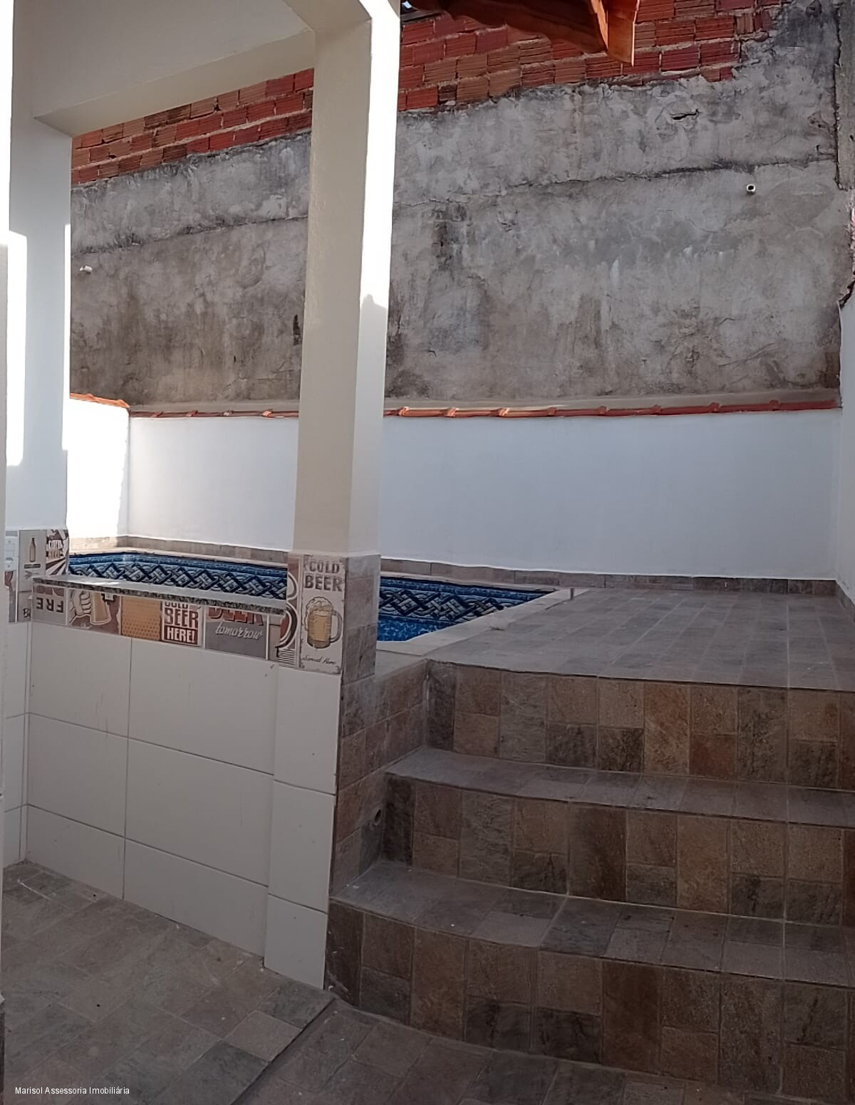 Casa RESIDENCIAL em MONGAGUÁ - SP, Jardim Leonor