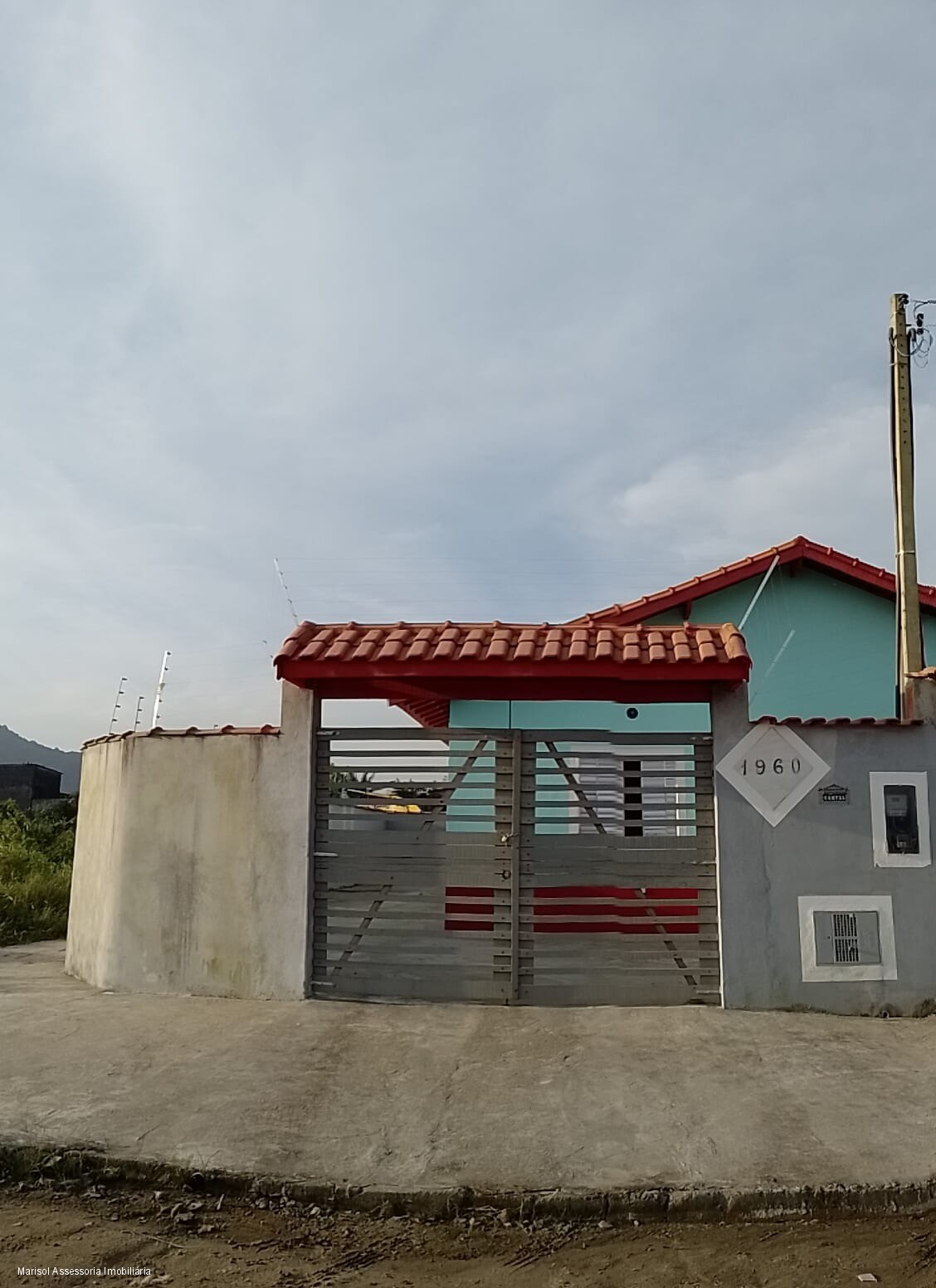 CASA RESIDENCIAL em MONGAGUÁ - SP, Agenor de Campos