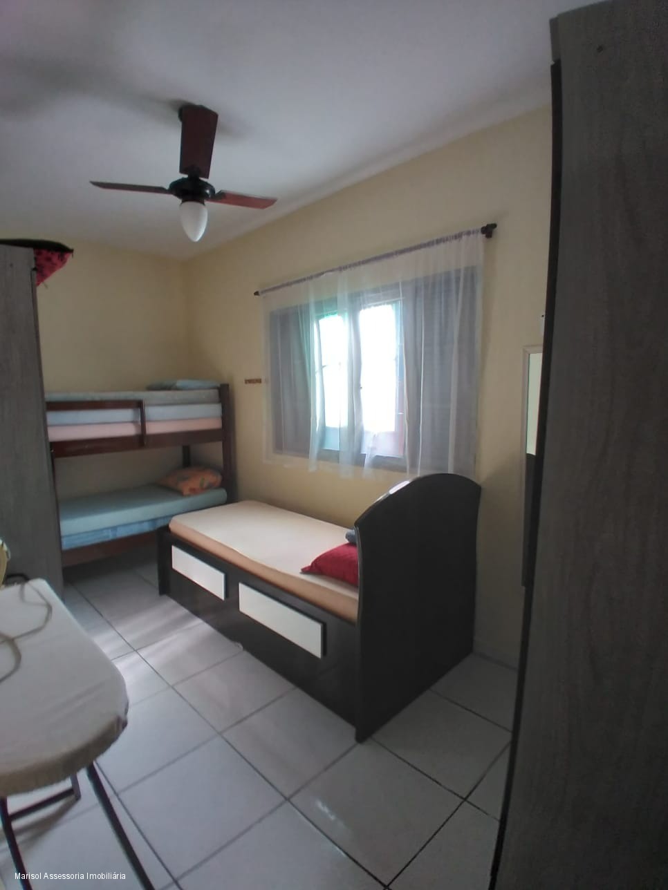 Casa RESIDENCIAL em MONGAGUÁ - SP, itaoca