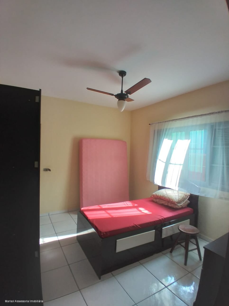 Casa RESIDENCIAL em MONGAGUÁ - SP, itaoca