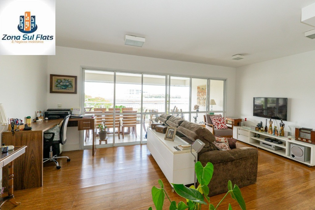 Apartamento, 3 quartos, 160 m² - Foto 1