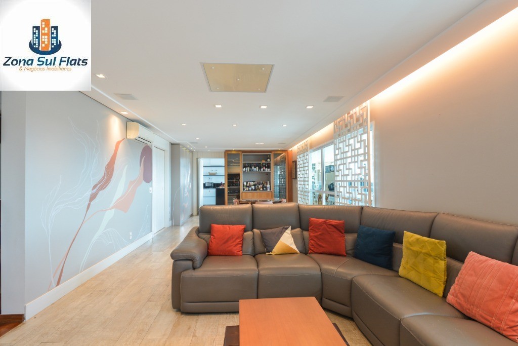Apartamento, 3 quartos, 205 m² - Foto 1