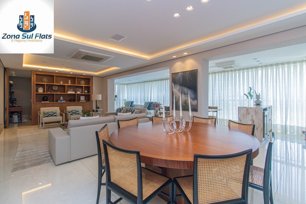Apartamento, 3 quartos, 226 m² - Foto 2