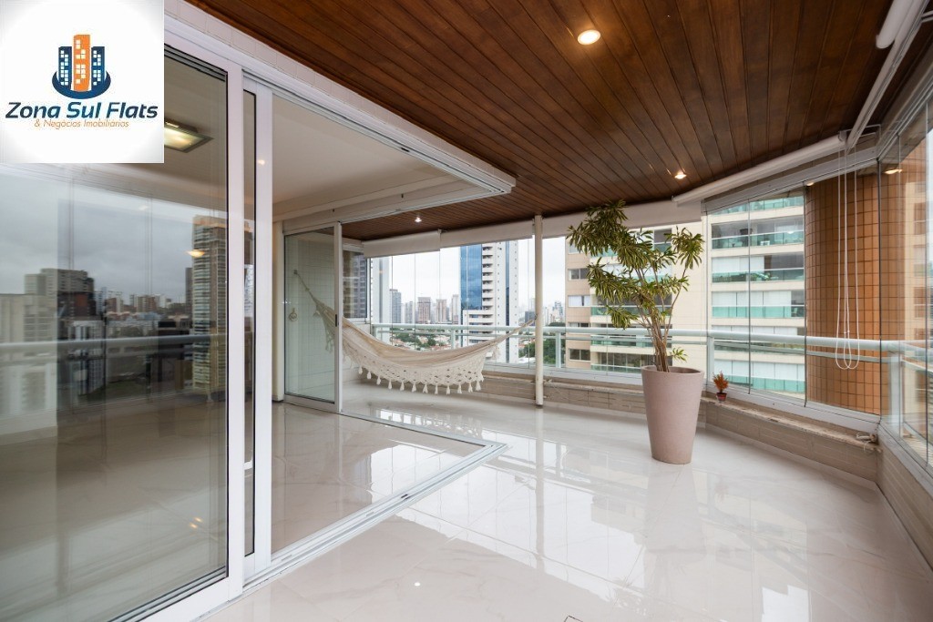 Apartamento, 4 quartos, 205 m² - Foto 2