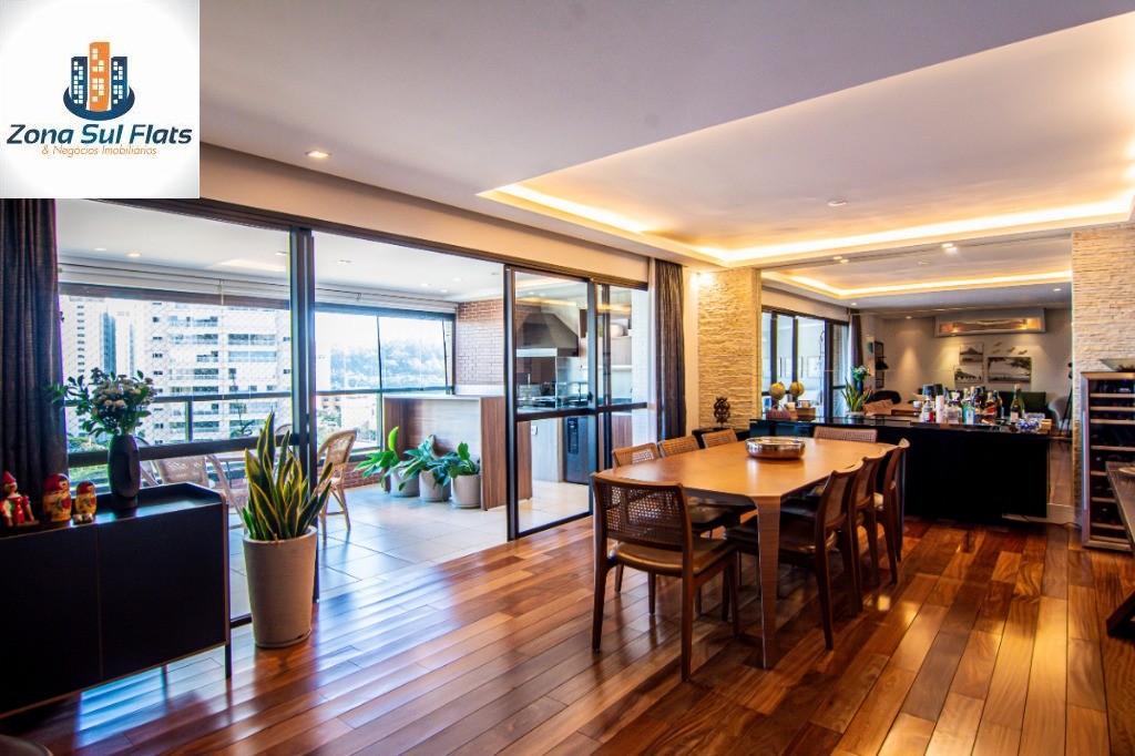 Apartamento, 3 quartos, 209 m² - Foto 1