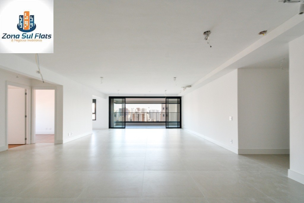 Apartamento, 3 quartos, 232 m² - Foto 2