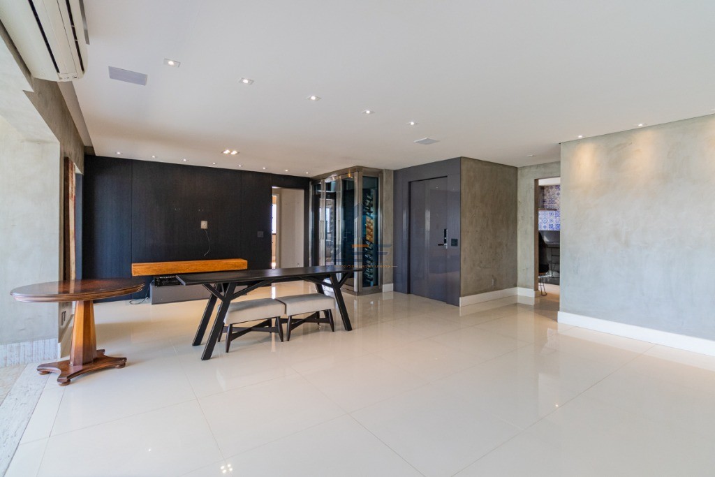 Apartamento, 3 quartos, 167 m² - Foto 2