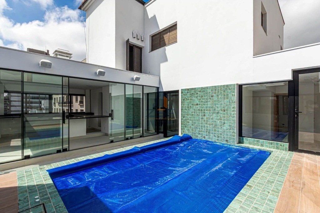 Cobertura, 3 quartos, 401 m² - Foto 1