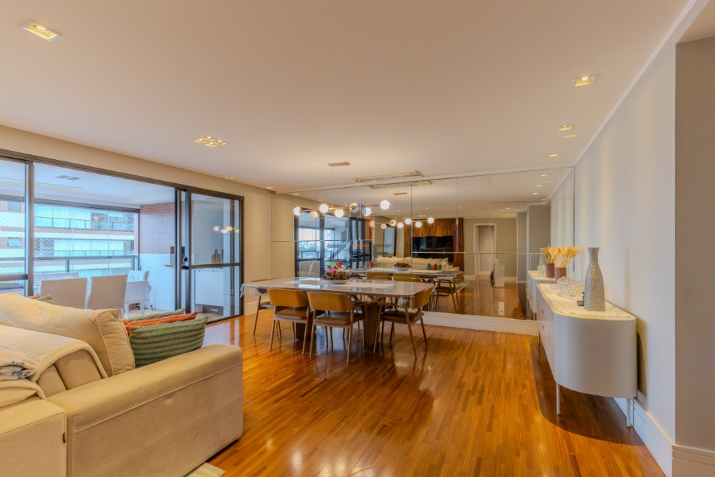 Apartamento, 3 quartos, 167 m² - Foto 2
