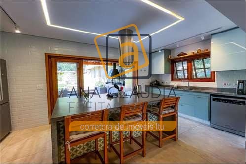 Casa, 3 quartos, 312 m² - Foto 11