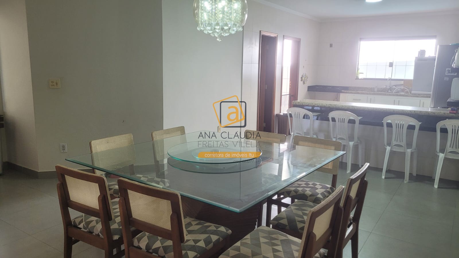 Casa, 4 quartos, 293 m² - Foto 2
