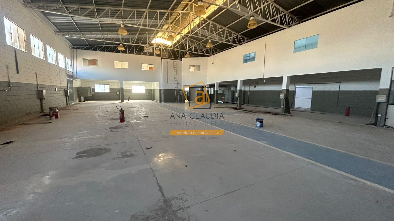 Depósito-Galpão, 880 m² - Foto 1