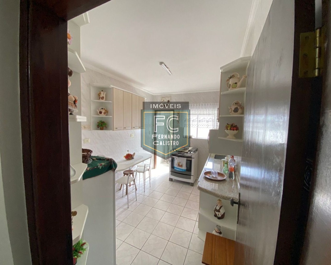 Apartamento 2 Dormitórios (1 Suíte) 89m², Móveis Planejados, Varanda c/ Vista p/ o Mar, Financiamento Bancário, Jd. Marina, Local Nobre, Mongaguá/SP