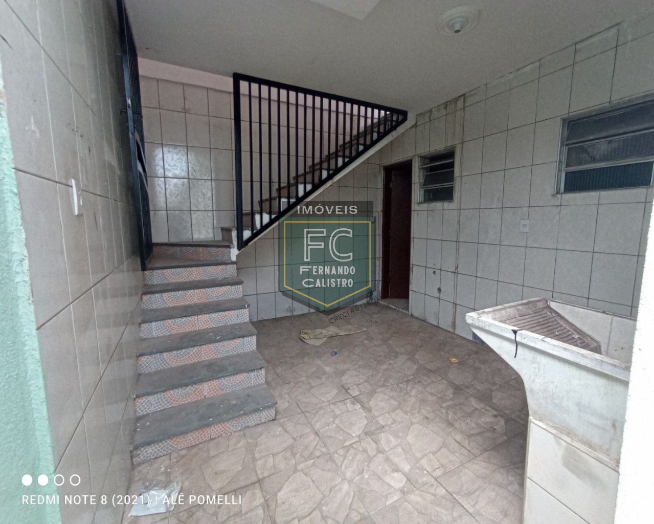 Casa térrea geminada 3 dormitórios (1 suite) reformada, espaço gourmet, churrasqueira, 2 vagas, financiamento bancário, agenor de campos, mongaguá sp