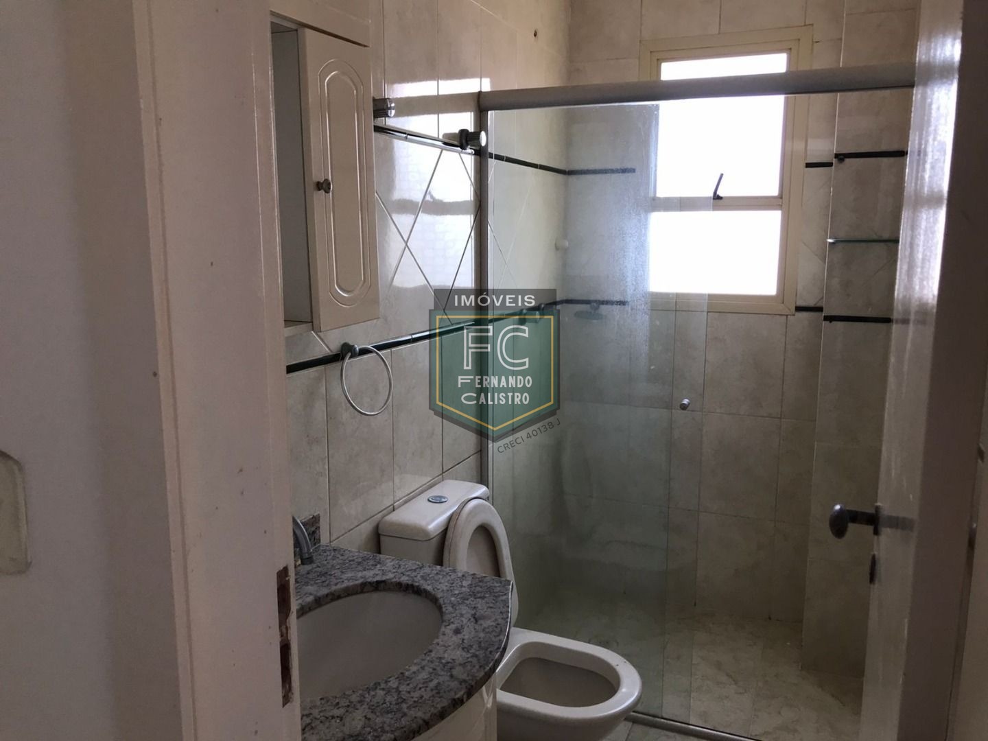 Cobertura Duplex c/ 4 Dormitórios (2 Suítes) Alto Padrão com Varanda, Quintal e Piscina Privativos c/ Vista p/ o Mar, Local Nobre, Centro, Mongaguá