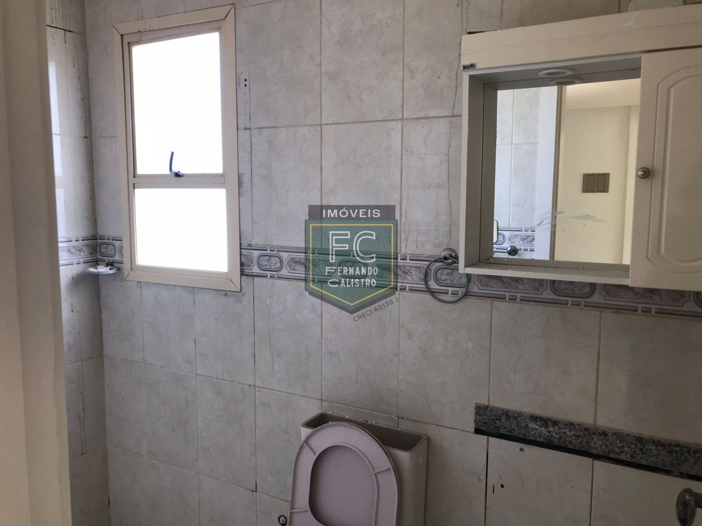 Cobertura Duplex c/ 4 Dormitórios (2 Suítes) Alto Padrão com Varanda, Quintal e Piscina Privativos c/ Vista p/ o Mar, Local Nobre, Centro, Mongaguá