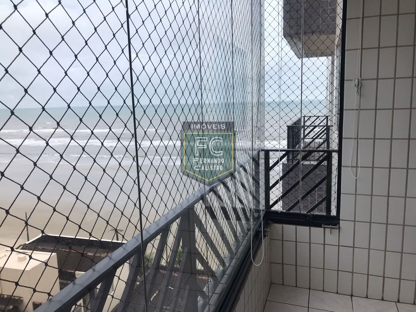 Apartamento 2 Dormitórios (1 Suíte), 89m², Mobiliado, Andar Alto, Varanda Envidraçada c/ Vista p/ o Mar, Financiamento Bancário, Centro, Mongaguá/SP