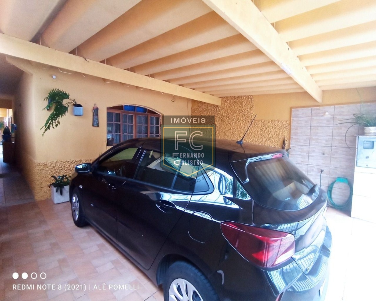 2 casas isoladas e separadas por muro, c/ 2 dormitórios cada em 1 lote inteiro, a 50 mts da praia, em local nobre e central, jd. Marina - mongaguá/sp
