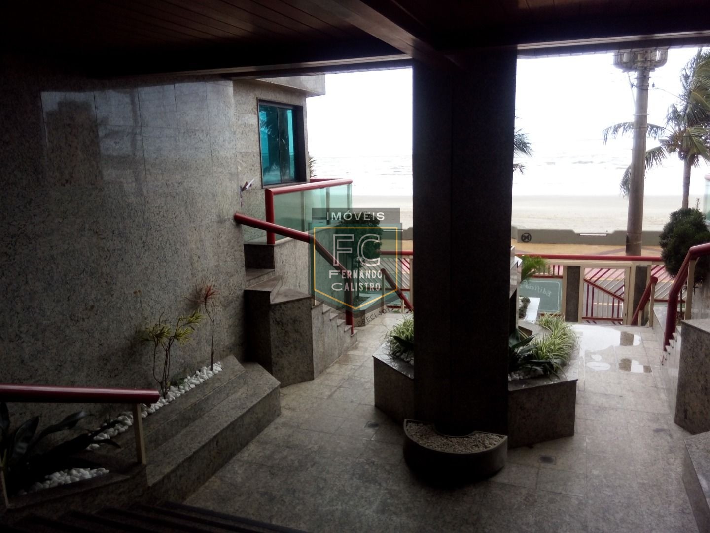 Cobertura Duplex c/ 4 Dormitórios (2 Suítes) Alto Padrão com Varanda, Quintal e Piscina Privativos c/ Vista p/ o Mar, Local Nobre, Centro, Mongaguá