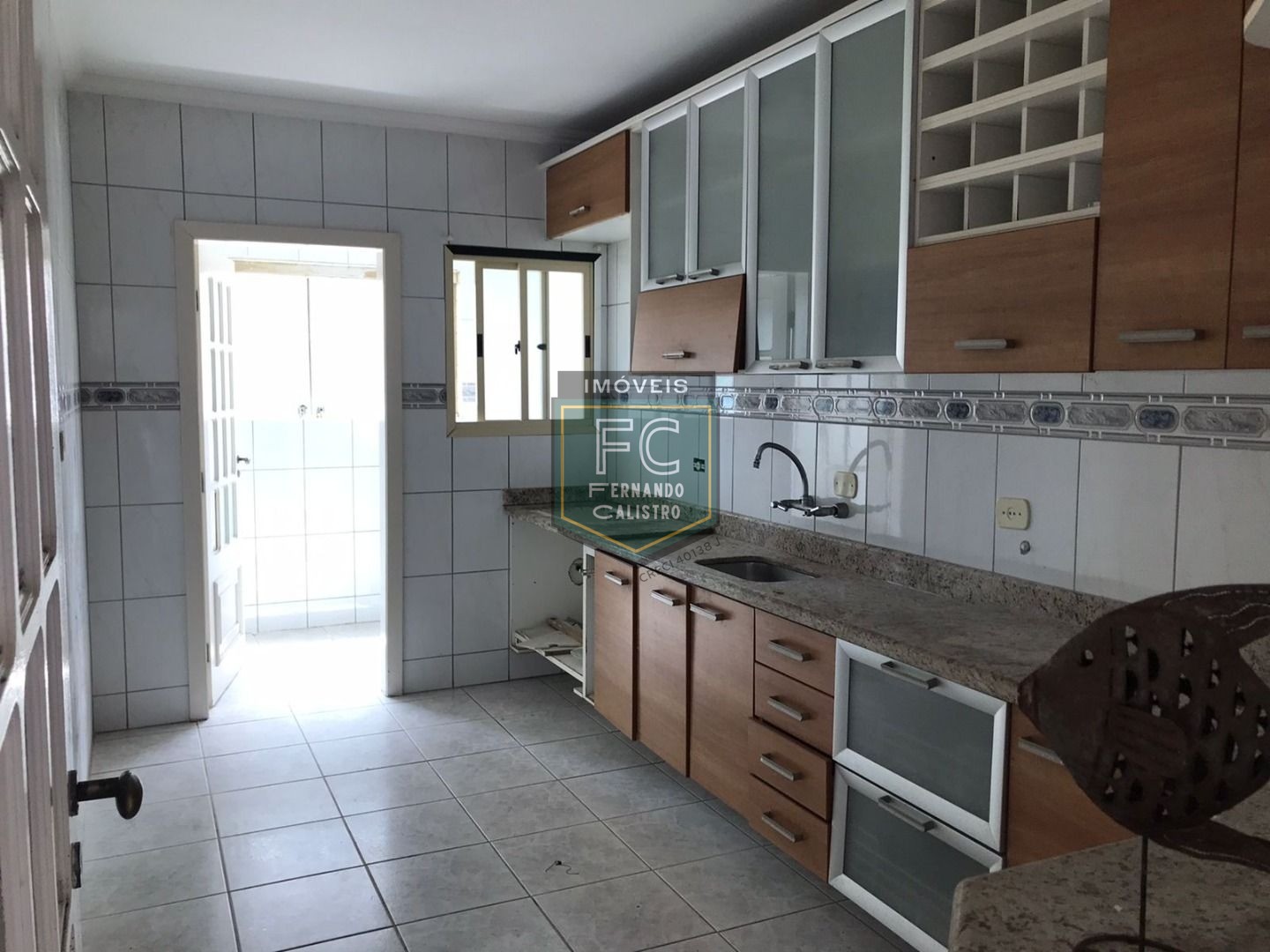 Cobertura Duplex c/ 4 Dormitórios (2 Suítes) Alto Padrão com Varanda, Quintal e Piscina Privativos c/ Vista p/ o Mar, Local Nobre, Centro, Mongaguá