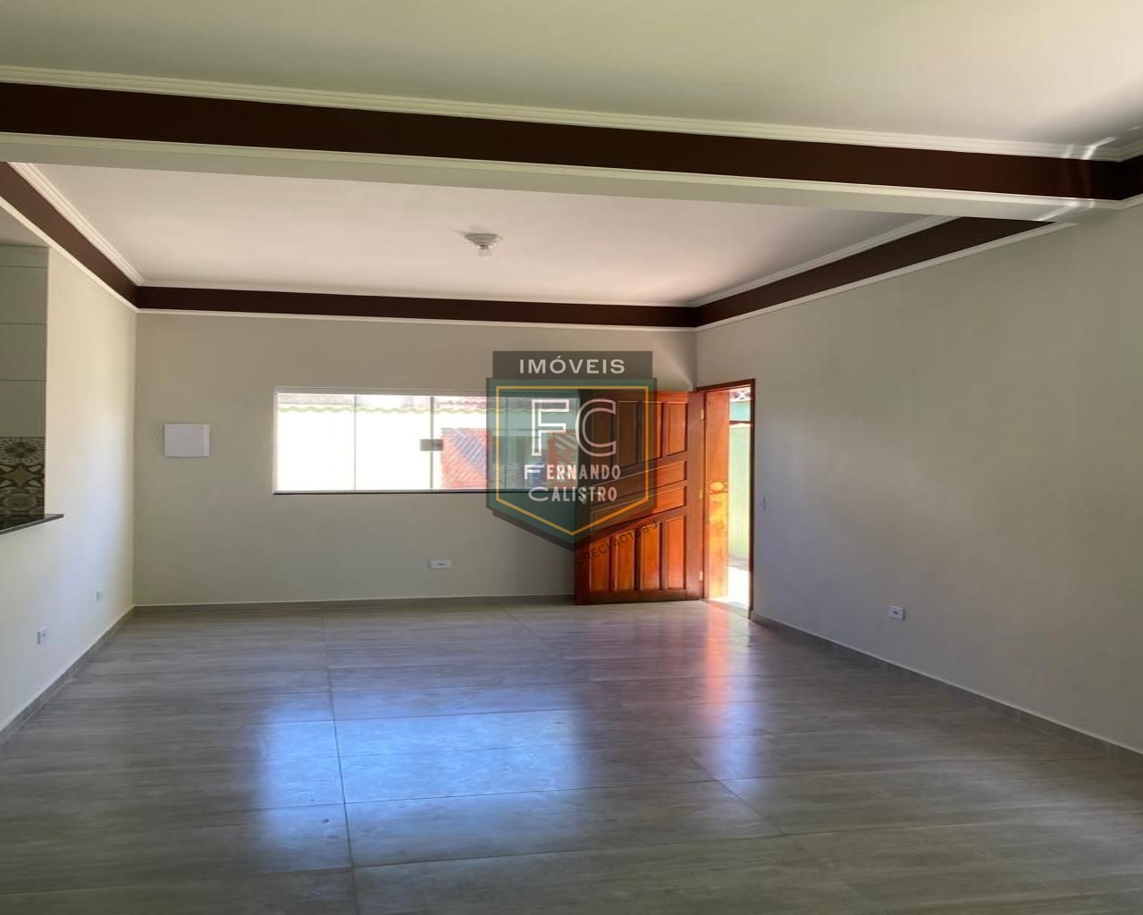 Casas novas prontas para morar, 2 dormitórios (1 suíte), quintal c/ piscina, área gourmet c/ churrasqueira, 2 vagas, 80 mts da praia, itanhaém - sp