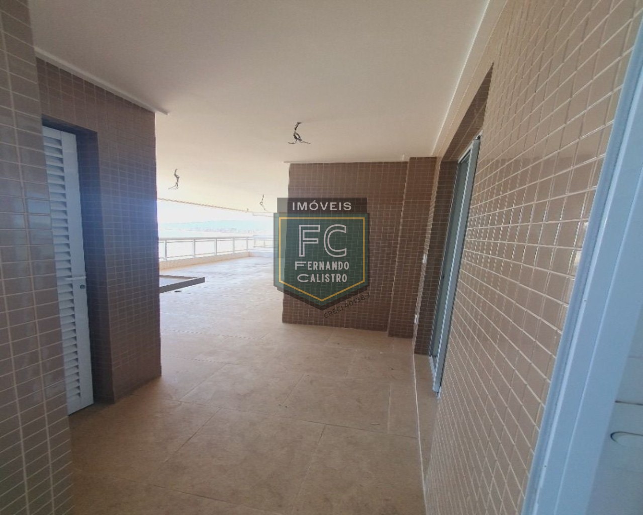 Apartamento altíssimo padrão com 4 suítes (1 master), varanda gourmet, 3 vagas e elevador privativos, lazer incrível, canto do forte, praia grande/sp