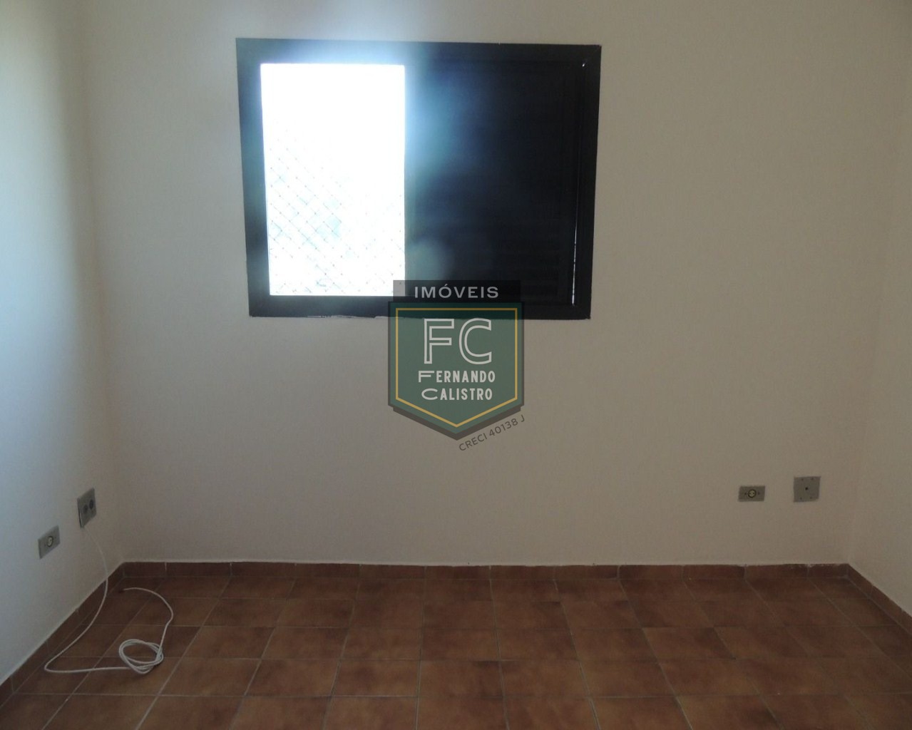 Apartamento alto padrão 2 dormitórios (1 suíte) 82m², varanda de frente, financ. Bancário / direto / permuta, perto da praia, vera cruz, mongaguá sp