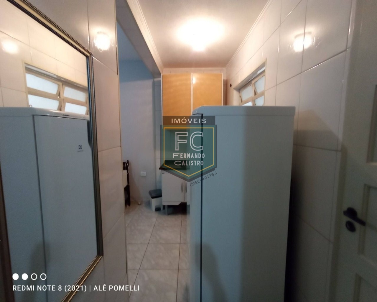 Kitnet térreo, reformado, mobiliado, 1 vaga, 350 mts da prai