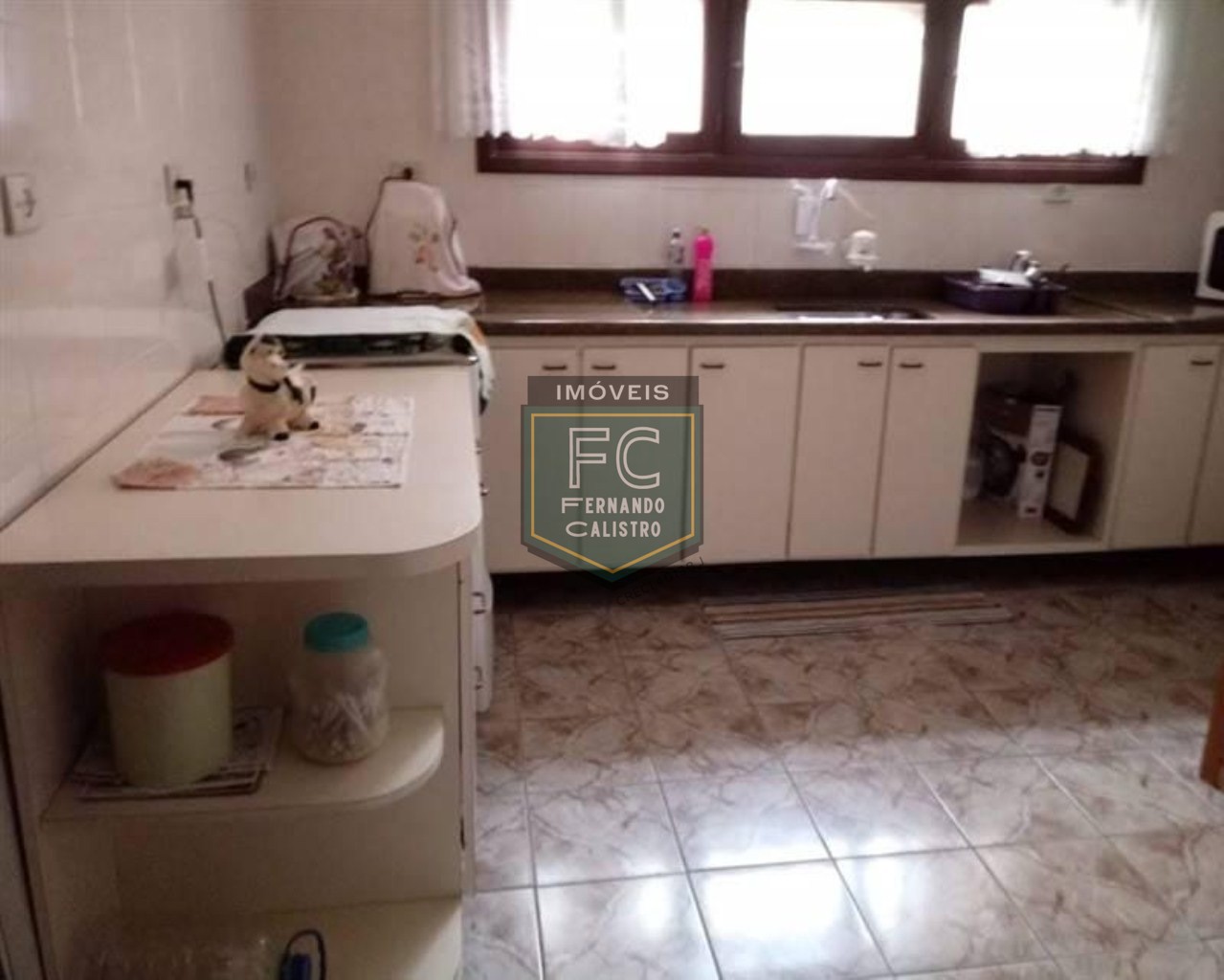 Casa terrea lote inteiro 4 dormitórios (4 suítes), 270 m², com piscina, churrasqueira, localização privilegiada balneário flórida - praia grande/sp