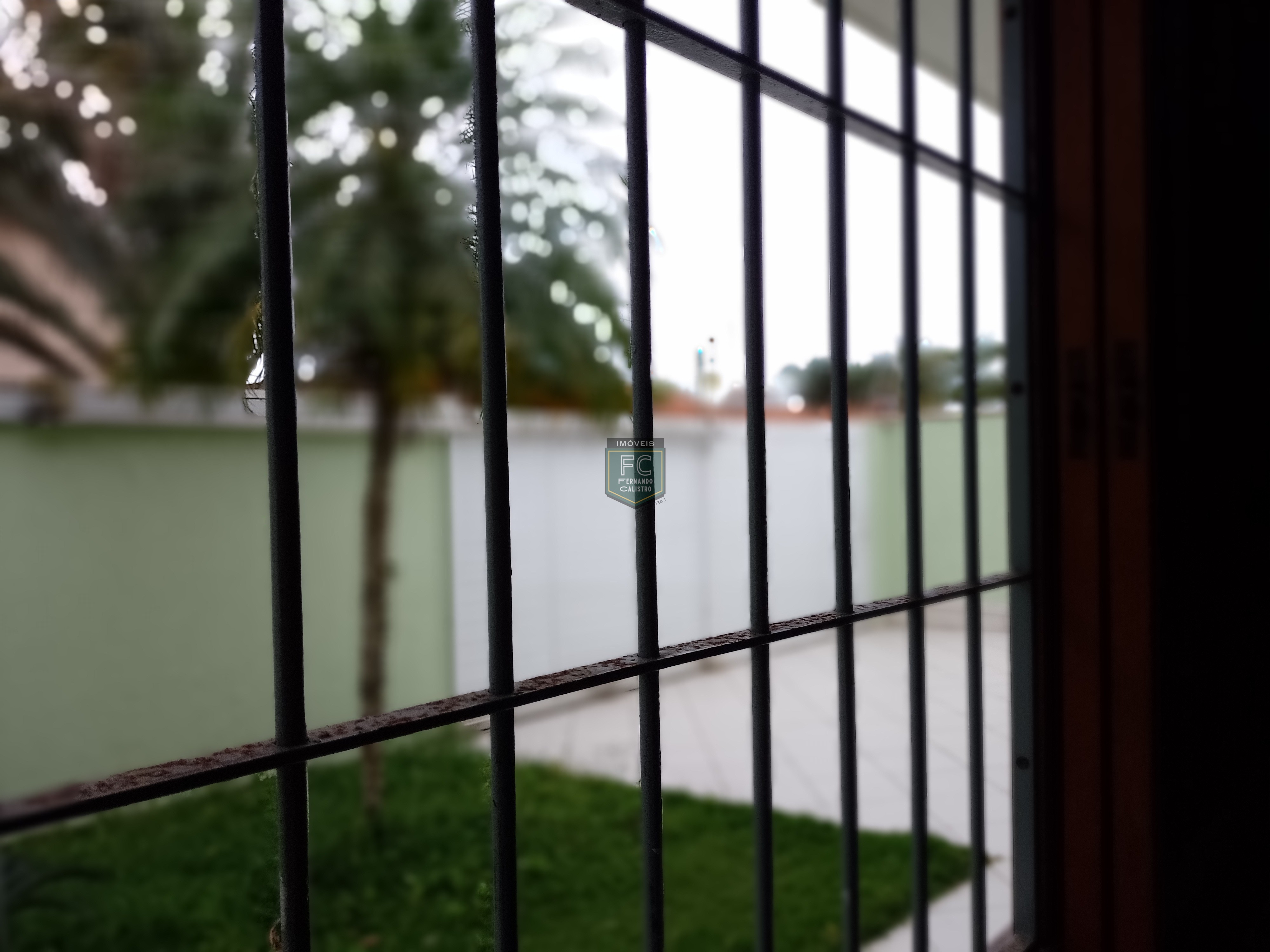 Casa térrea isolada 3 dormitórios (2 suítes) + dorm. Serviço, 318,5m² área total, piscina, espaço gourmet, z. Militar, bal. Flórida, praia grande sp