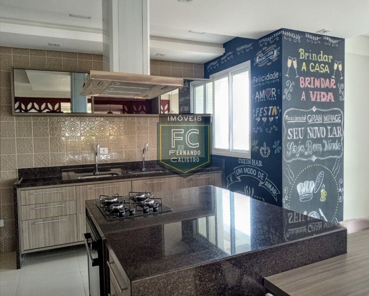 Apartamento altíssimo padrão 2 dormitórios (1 suíte) 80m² varanda gourmet c/ vista mar, financia banco / direto, local nobre, jd aguapeú, mongaguá sp