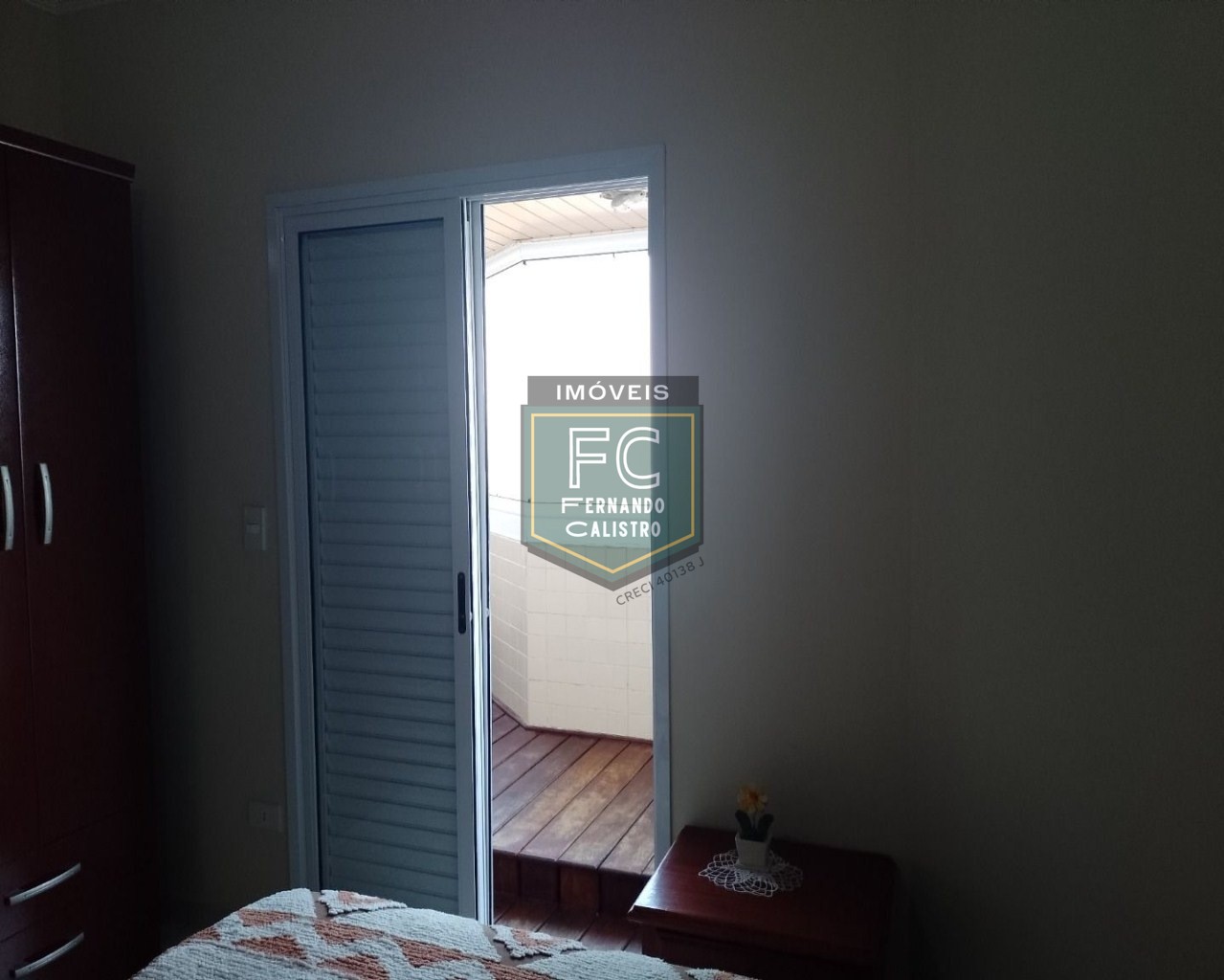 Apartamento 2 dormitórios (1 suíte) alto padrão, varanda gourmet envidraçada frente ao mar c/ churrasqueira, local nobre, centro - mongaguá - sp
