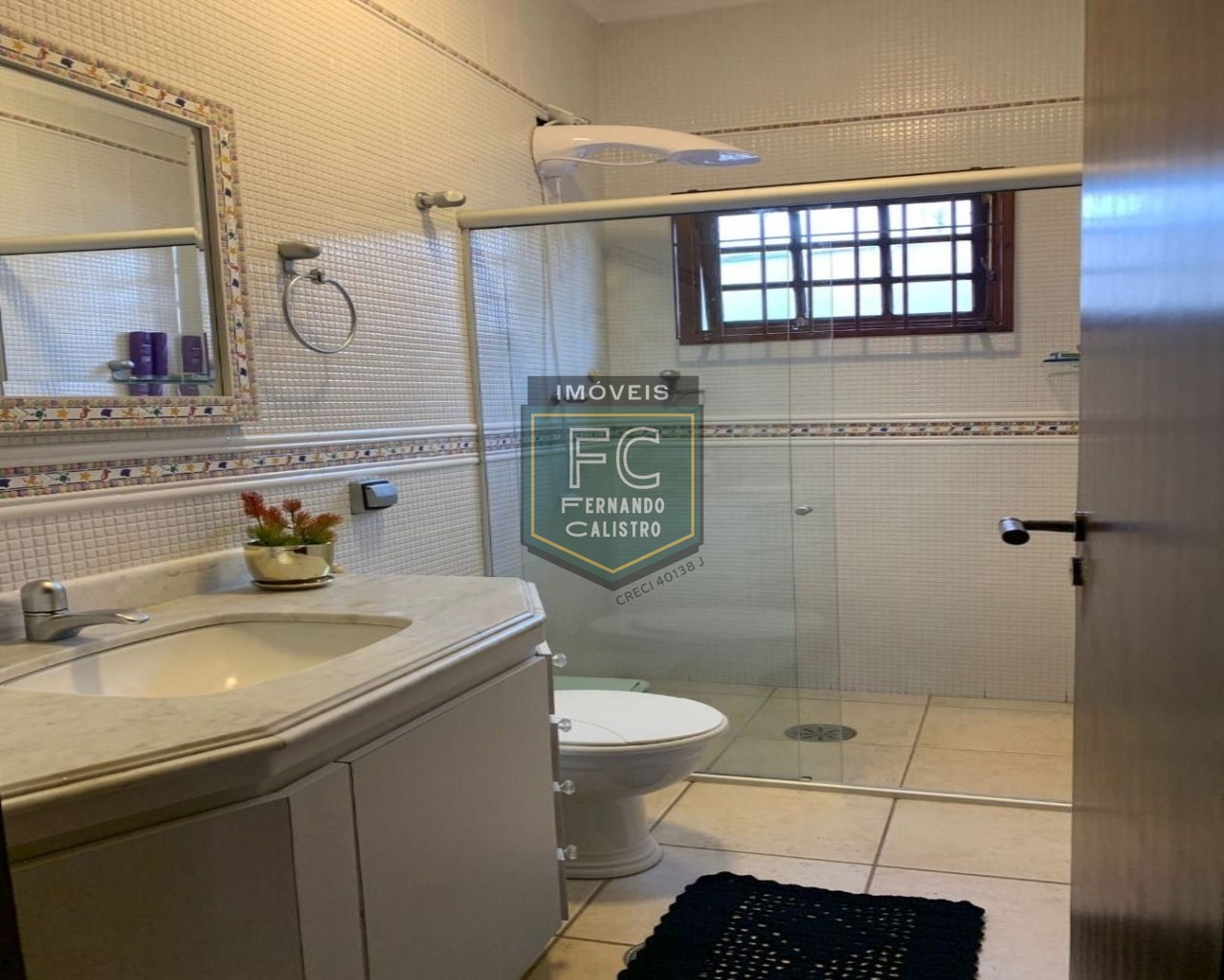 Casa isolada, alto padrão, 3 dormitórios(1suíte), 3 vagas para auto, lazer completo, localização privilegiada bairro flórida, praia grande/sp