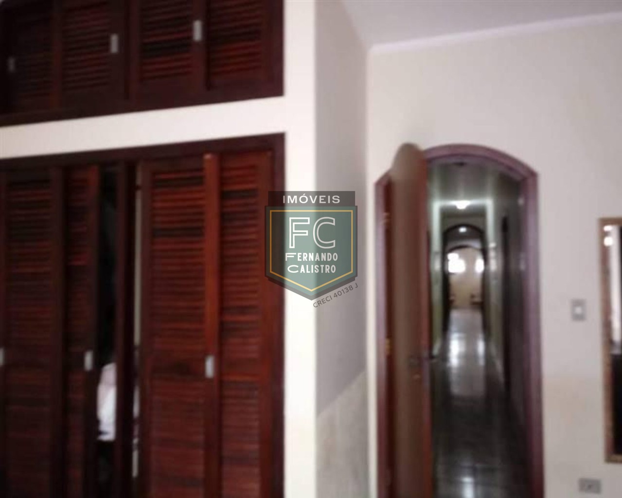 Casa terrea lote inteiro 4 dormitórios (4 suítes), 270 m², com piscina, churrasqueira, localização privilegiada balneário flórida - praia grande/sp