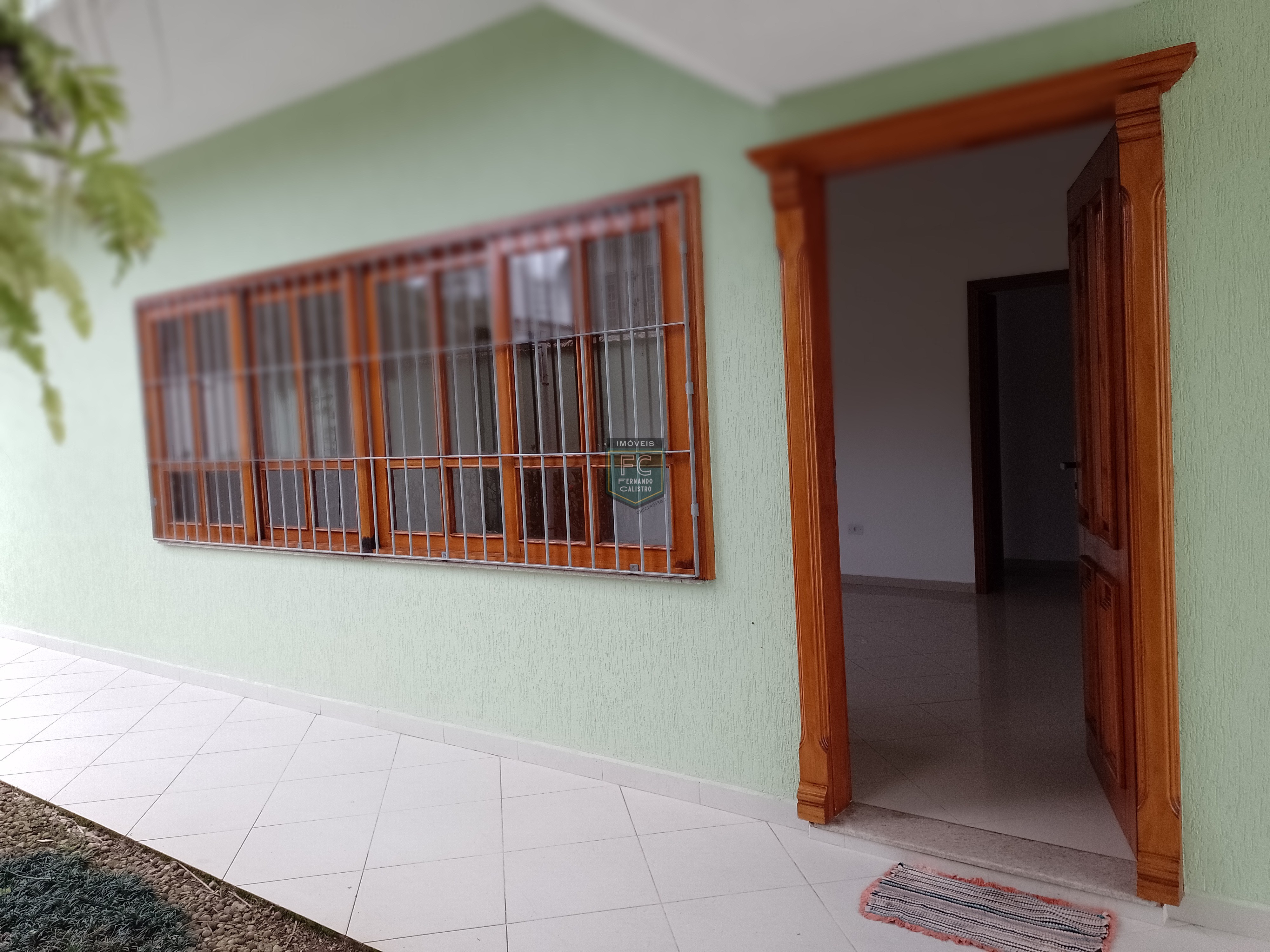 Casa térrea isolada 3 dormitórios (2 suítes) + dorm. Serviço, 318,5m² área total, piscina, espaço gourmet, z. Militar, bal. Flórida, praia grande sp