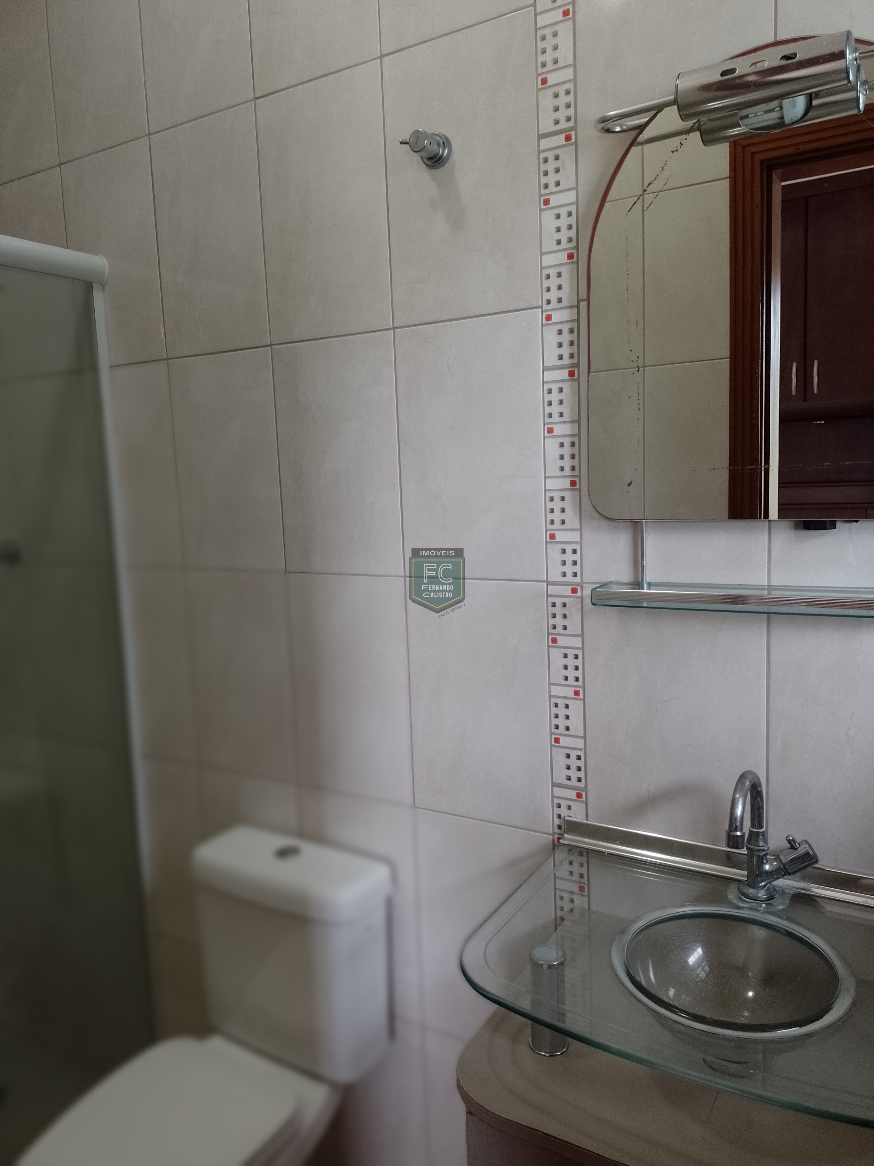 Casa térrea isolada 3 dormitórios (2 suítes) + dorm. Serviço, 318,5m² área total, piscina, espaço gourmet, z. Militar, bal. Flórida, praia grande sp