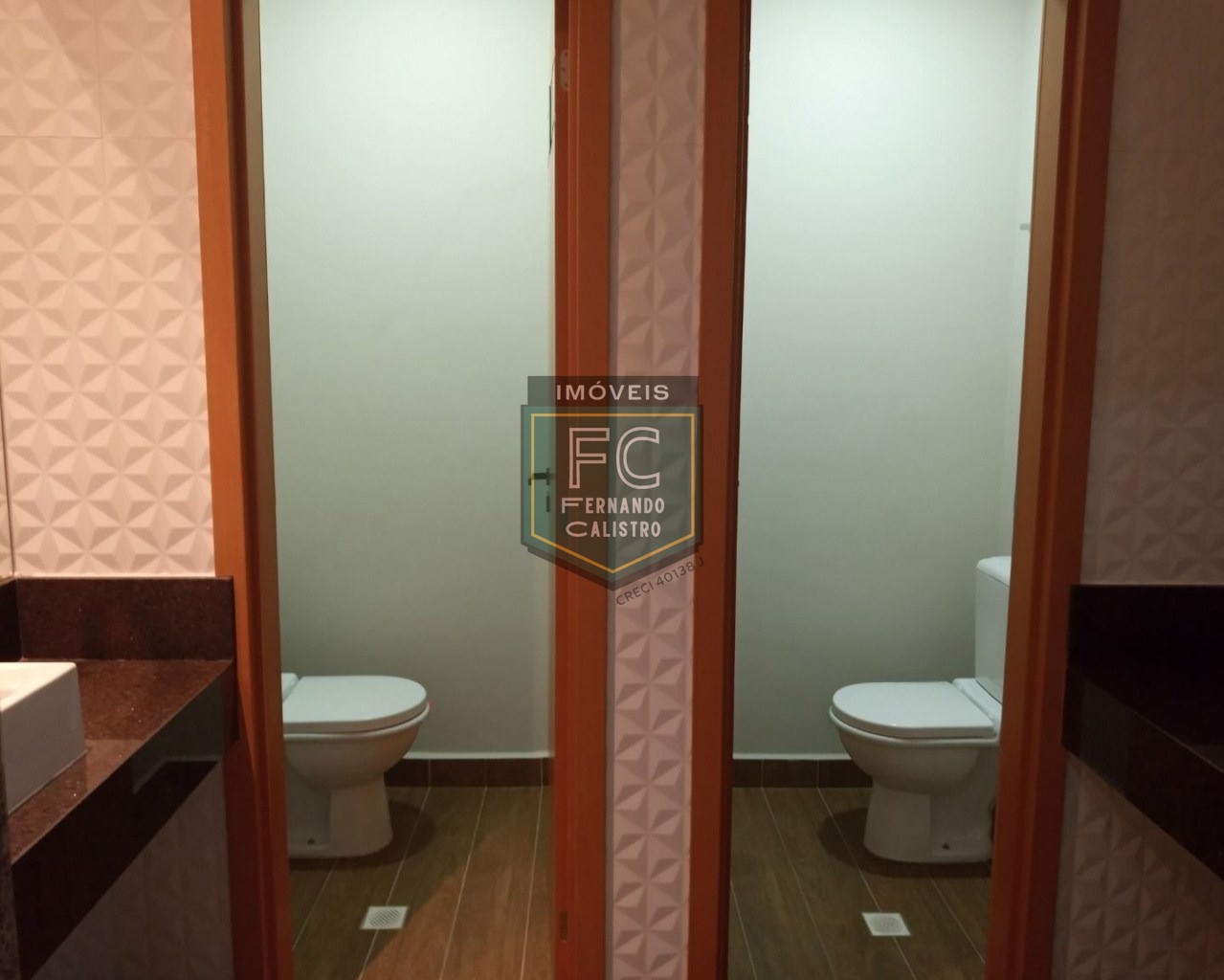 Apartamento altíssimo padrão 2 dormitórios (1 suíte) 80m² varanda gourmet c/ vista mar, financia banco / direto, local nobre, jd aguapeú, mongaguá sp