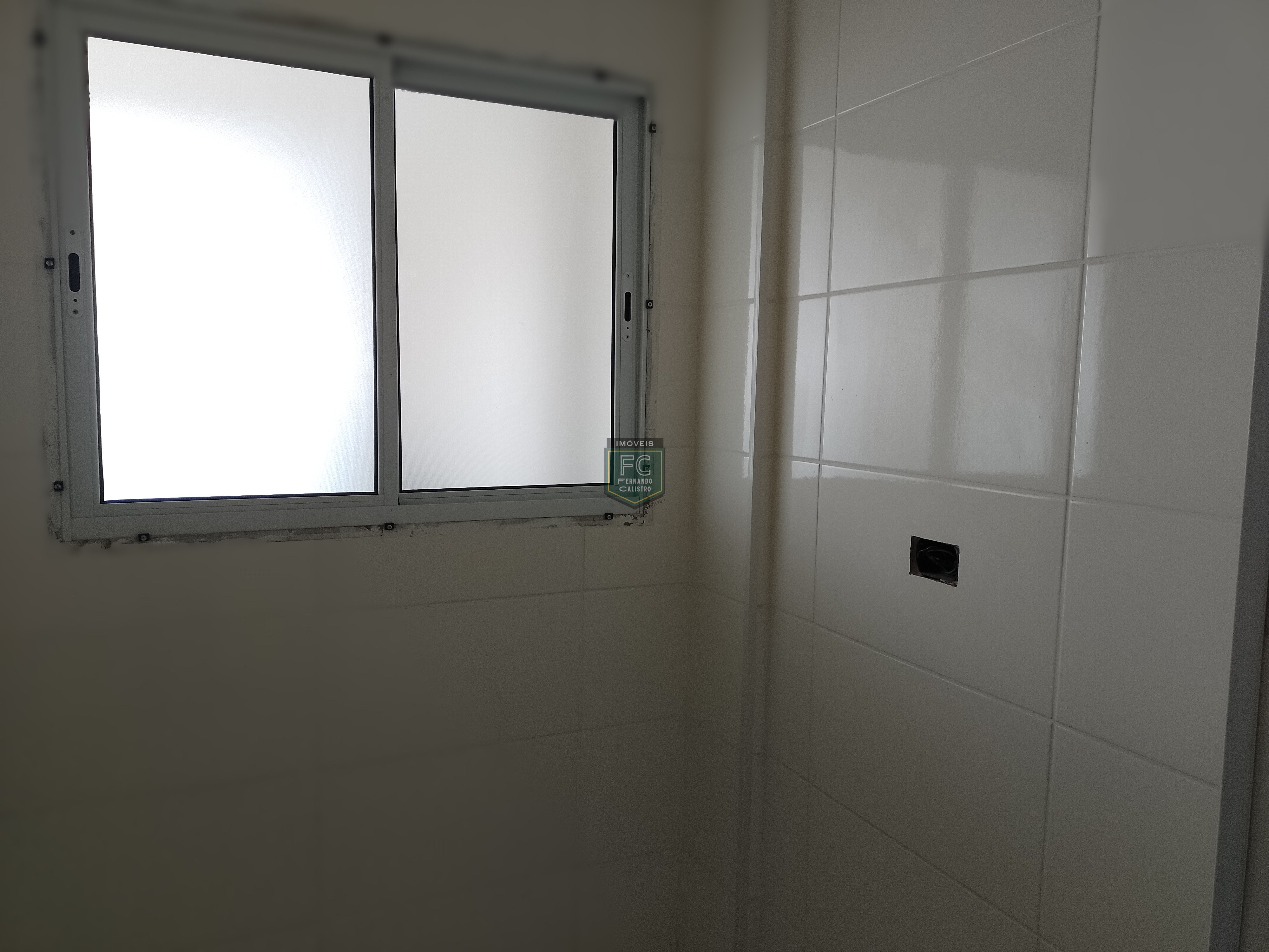 Apartamento alto padrão 2 dormitórios (1 suíte) frente ao mar andar alto, varanda gourmet, lazer completo, v. Atlântica, região central, mongaguá sp