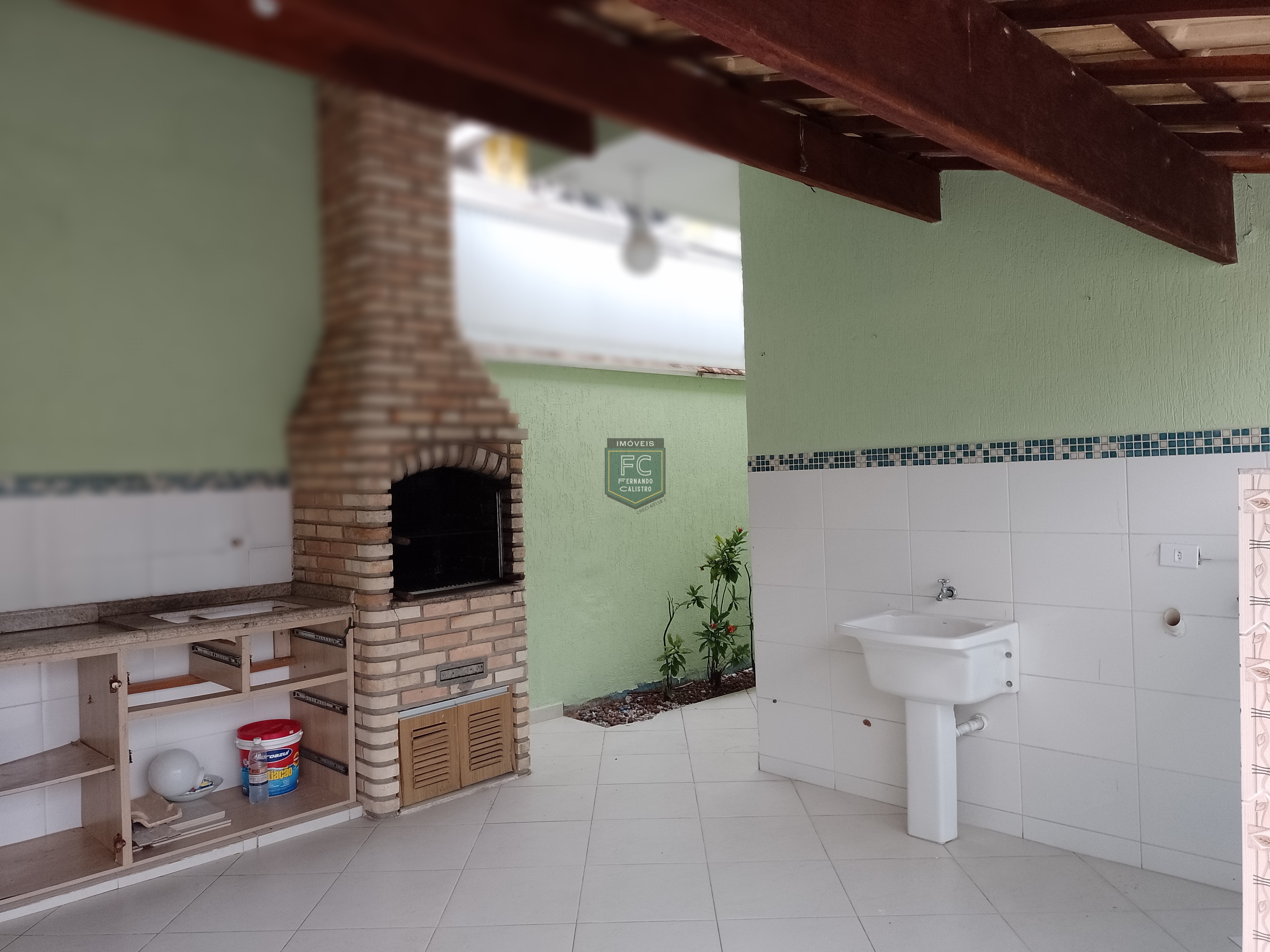 Casa térrea isolada 3 dormitórios (2 suítes) + dorm. Serviço, 318,5m² área total, piscina, espaço gourmet, z. Militar, bal. Flórida, praia grande sp