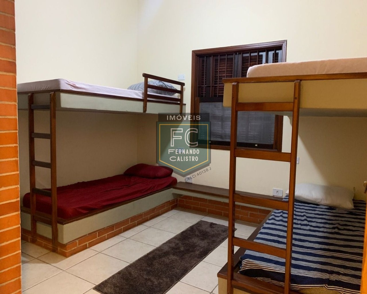 Casa isolada, alto padrão, 3 dormitórios(1suíte), 3 vagas para auto, lazer completo, localização privilegiada bairro flórida, praia grande/sp