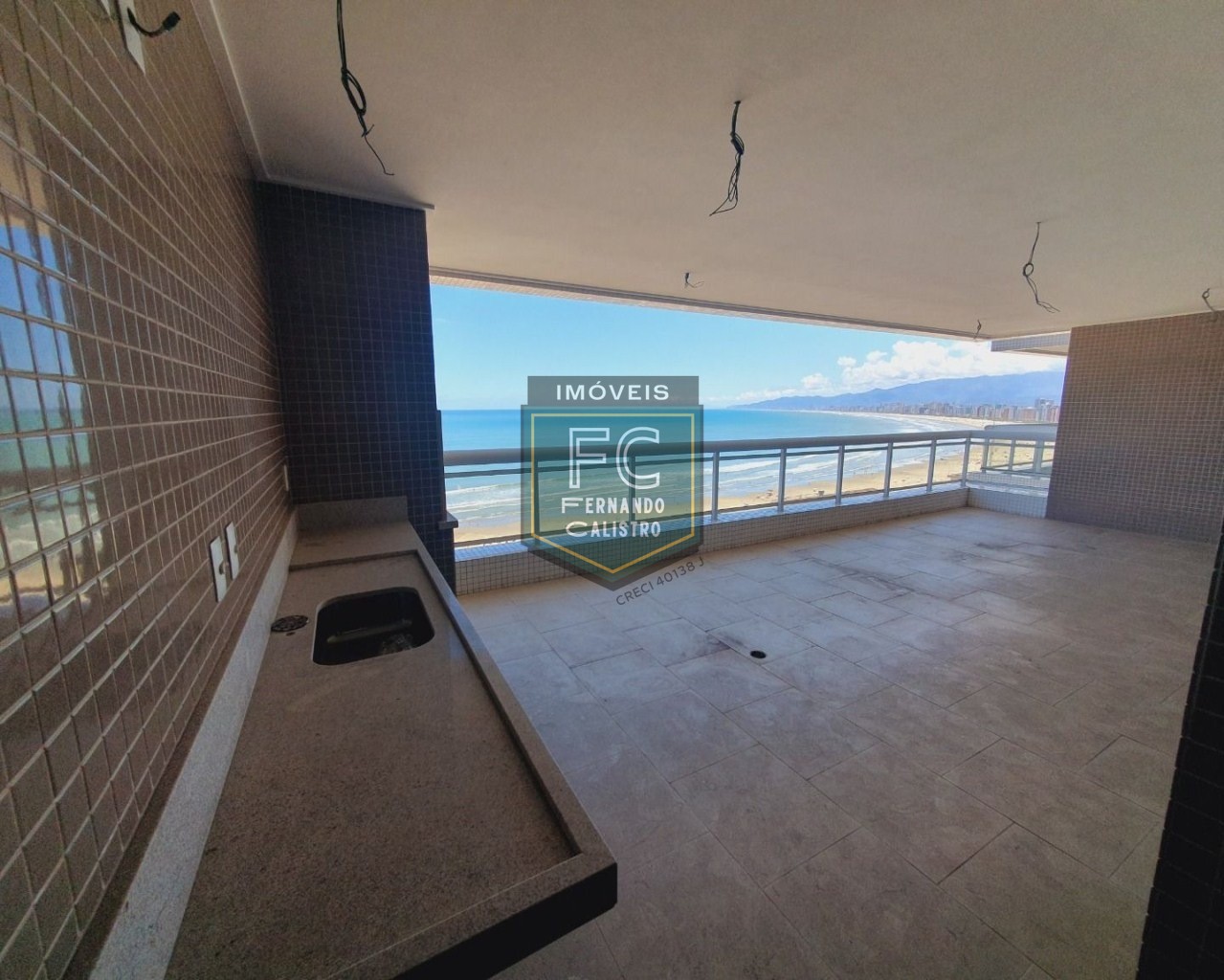 Apartamento altíssimo padrão com 4 suítes (1 master), varanda gourmet, 3 vagas e elevador privativos, lazer incrível, canto do forte, praia grande/sp