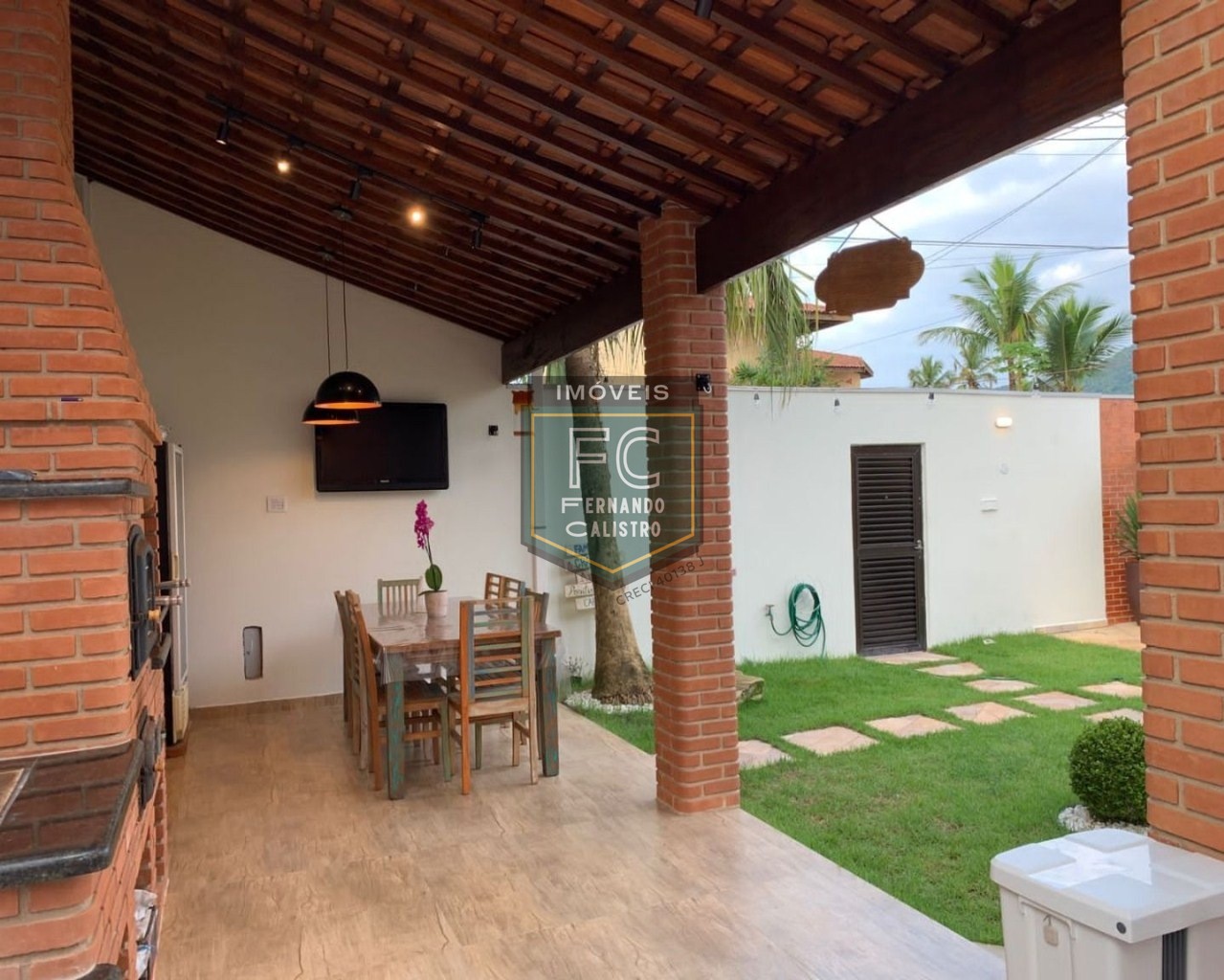 Casa isolada, alto padrão, 3 dormitórios(1suíte), 3 vagas para auto, lazer completo, localização privilegiada bairro flórida, praia grande/sp