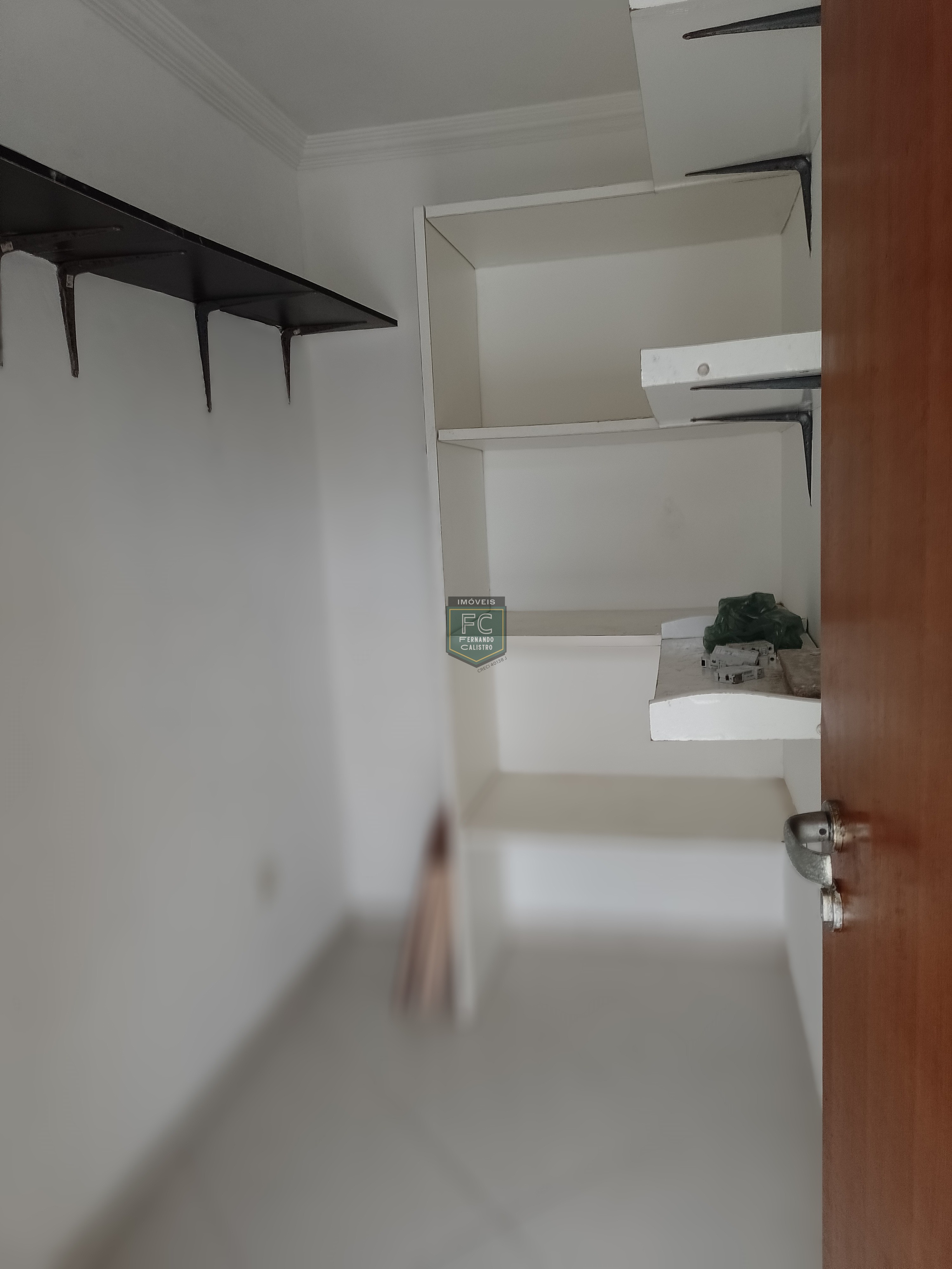 Casa térrea isolada 3 dormitórios (2 suítes) + dorm. Serviço, 318,5m² área total, piscina, espaço gourmet, z. Militar, bal. Flórida, praia grande sp