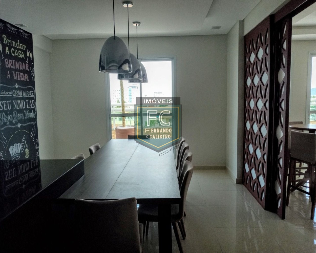 Apartamento altíssimo padrão 2 dormitórios (1 suíte) 80m² varanda gourmet c/ vista mar, financia banco / direto, local nobre, jd aguapeú, mongaguá sp