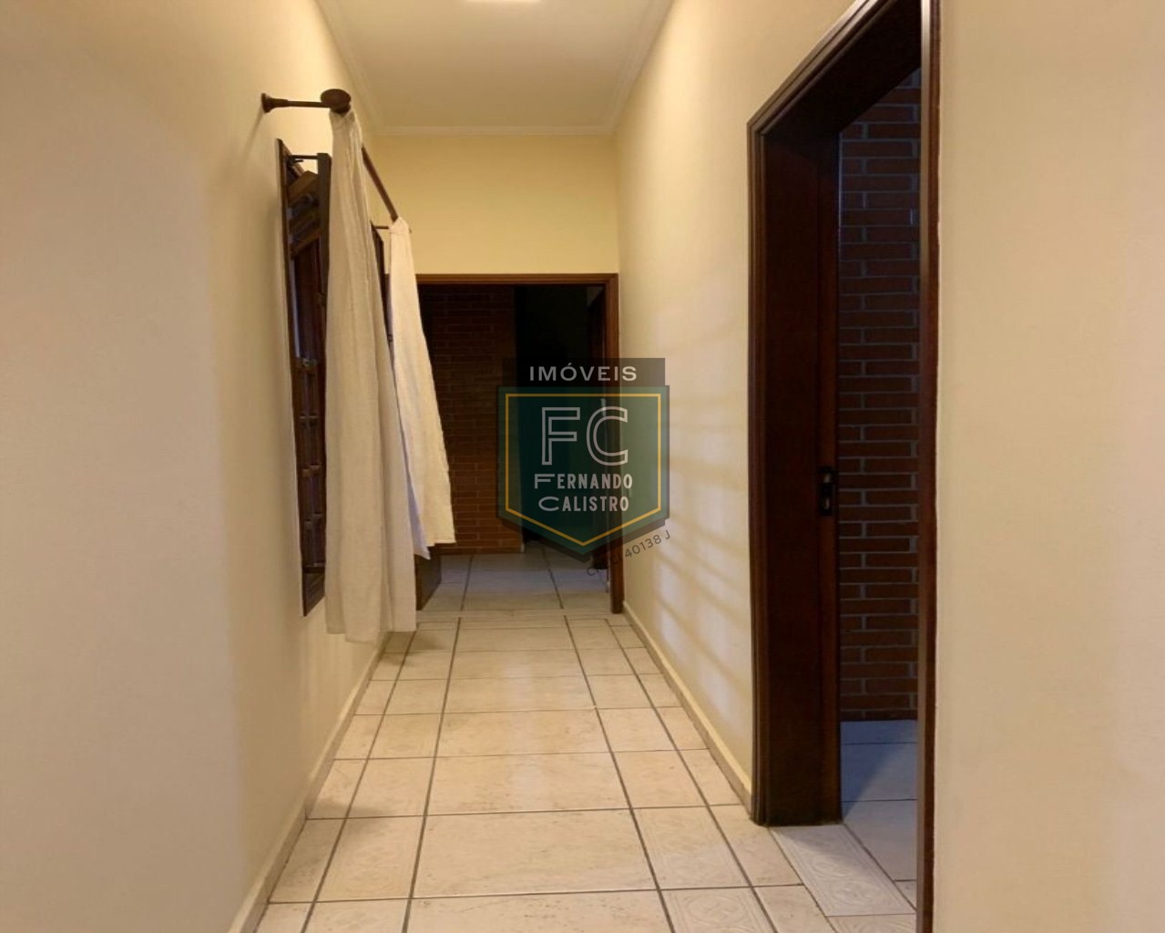 Casa isolada, alto padrão, 3 dormitórios(1suíte), 3 vagas para auto, lazer completo, localização privilegiada bairro flórida, praia grande/sp