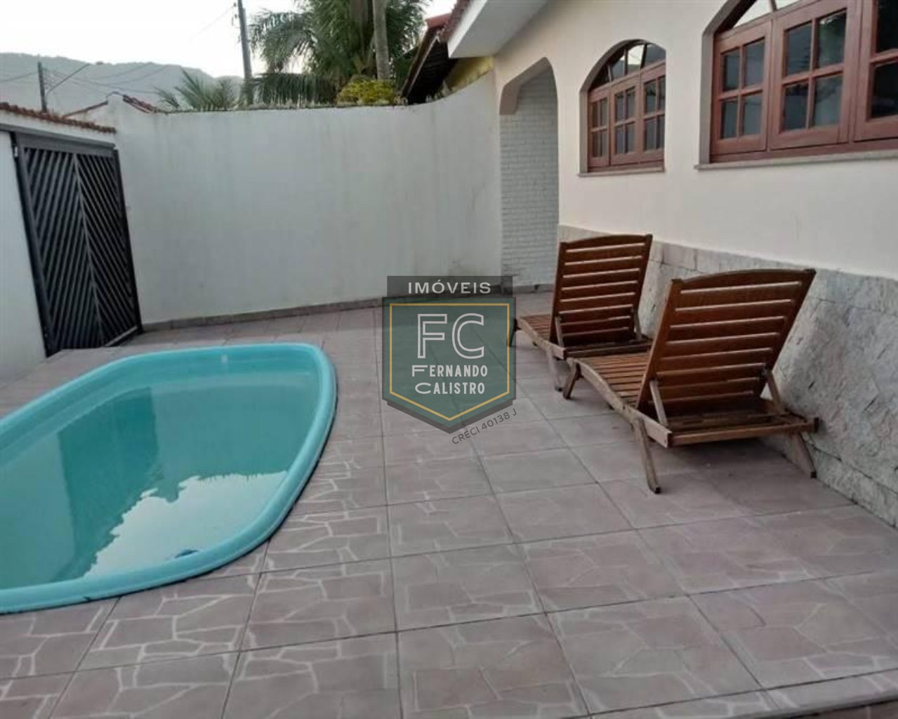 Casa terrea lote inteiro 4 dormitórios (4 suítes), 270 m², c
