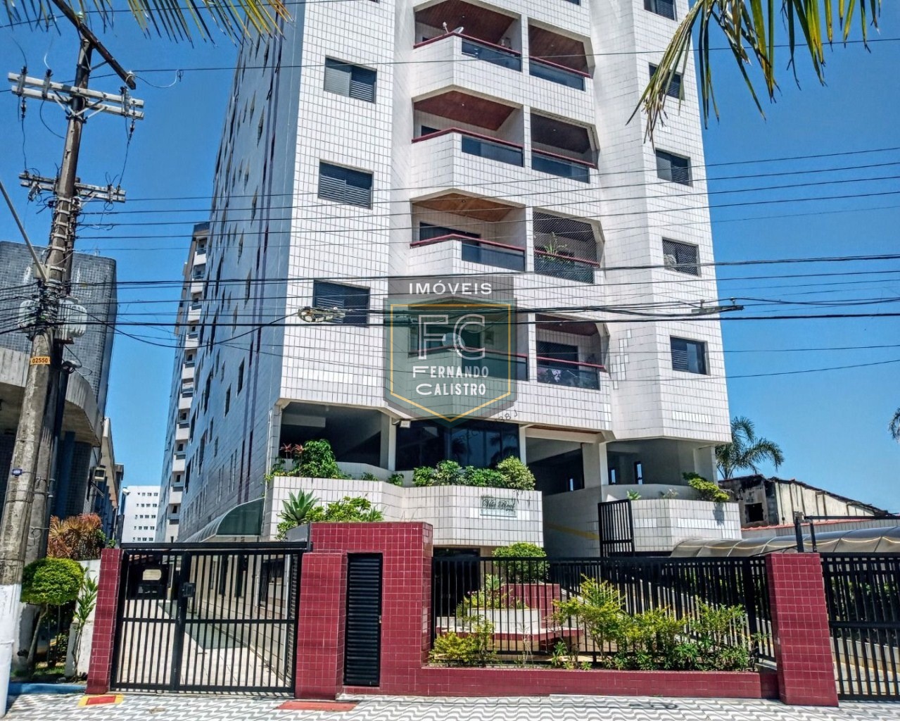 Apartamento alto padrão 2 dormitórios (1 suíte) 82m², varanda de frente, financ. Bancário / direto / permuta, perto da praia, vera cruz, mongaguá sp